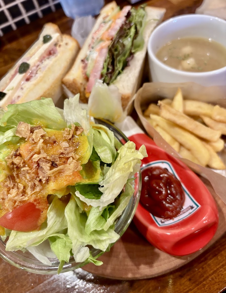 container space cafebar C&Bの写真