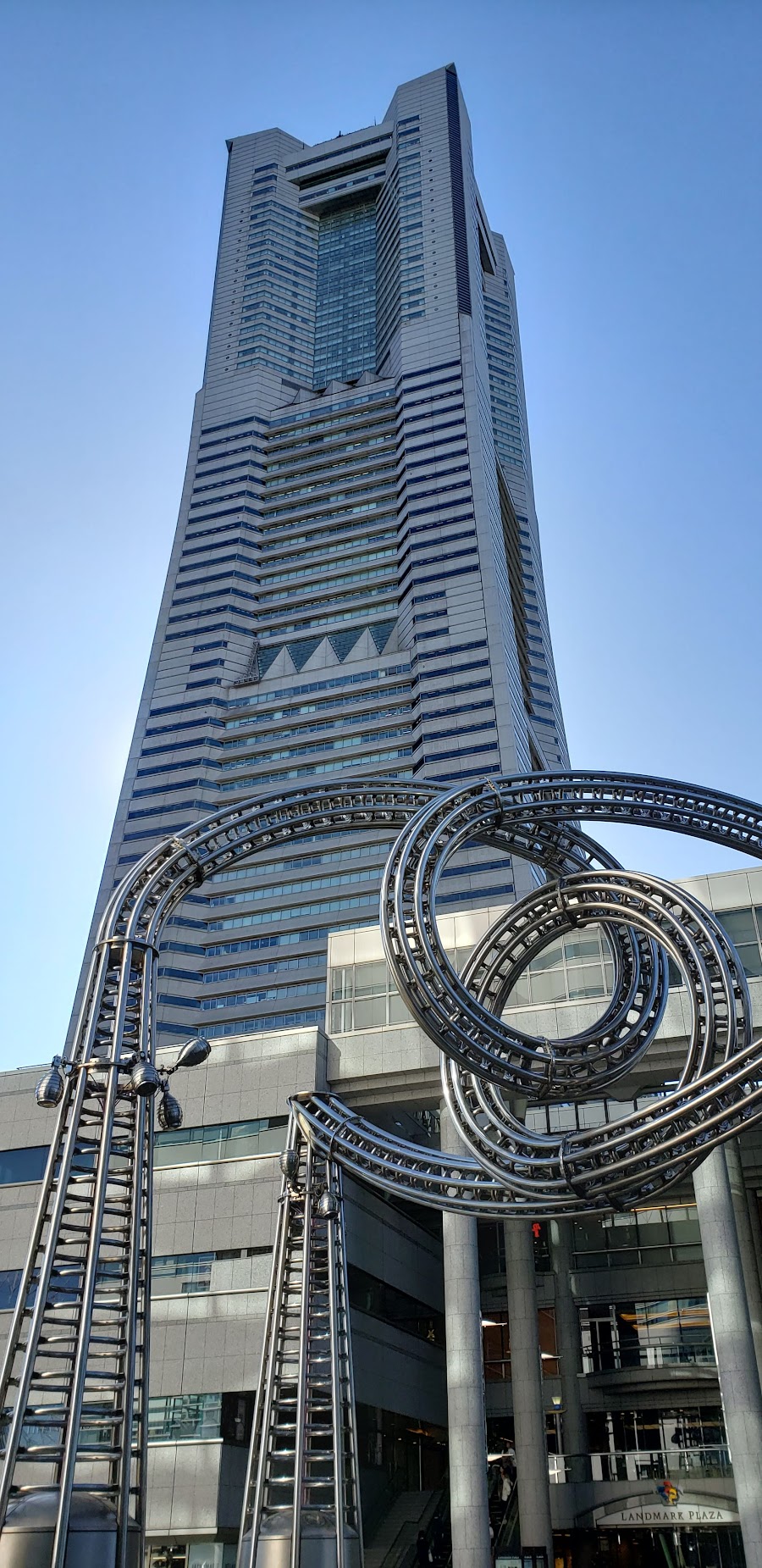 横浜ランドマークタワーの写真